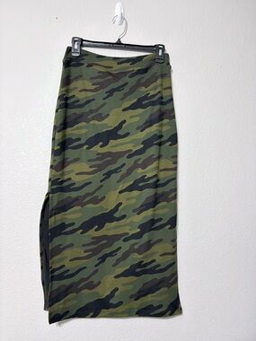 Sundry for Evereve Double Lined Soft Olive & Black Camo Midi Skirt Side Slits S